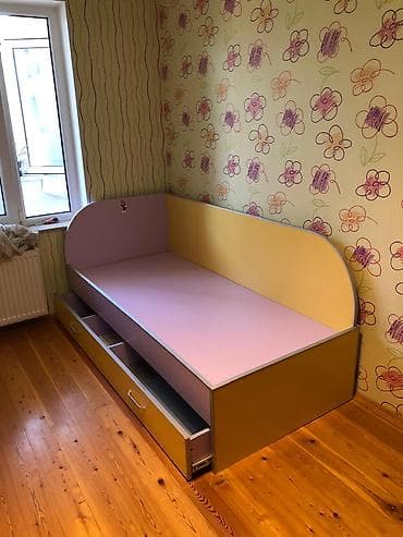 intex matras: Oğlan və qız üçün, İşlənmiş, Çarpayı, Bazalı, Matrassız, Siyirməli — 1
