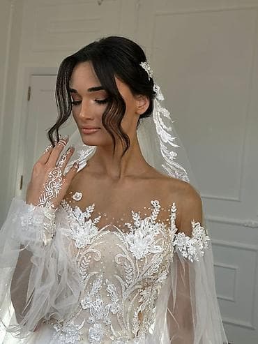 Qadın geyimləri: Məhsul: Gəlinliklər və aksesuarları Təsvir: - Müxtəlif üslubda — 1