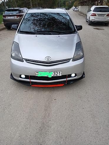az avto: Toyota Prius (2-ci nəsil) – hibrid hetçbek Xüsusiyyətlər və təchizat — 6