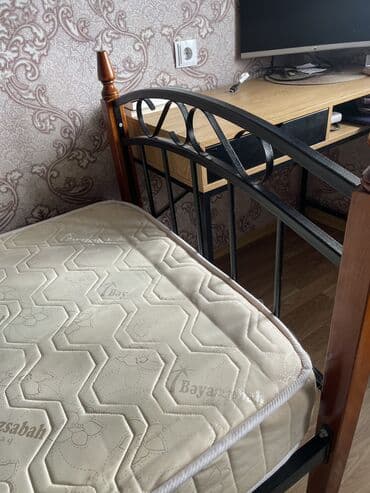 Restoran mebeli: İşlənmiş, Təknəfərlik çarpayı, Bazasız, Siyirməsiz, Azərbaycan — 1