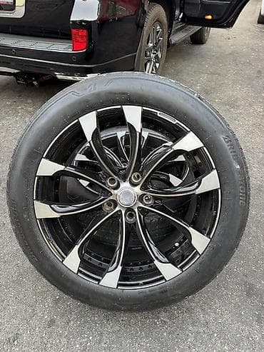 lider disk təkər: İşlənmiş Disk təkər Toyota 305 / 50 / R 22, 5 Boltlu — 6