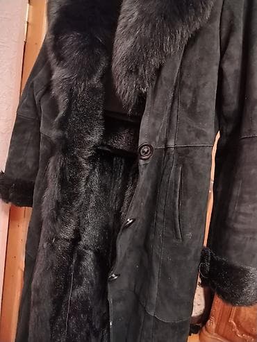 qadın paltosu: Qadın uzun qış plaşı – qara rəng - Material: xaricində yumşaq süet — 2