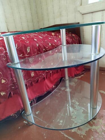 suse masa: Jurnal masası, Açılmayan, Şüşə, Oval masa — 3