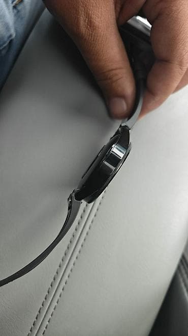 smart saatlar baki: İşlənmiş, Smart saat, Samsung, Suya davamlı, rəng - Qara — 2