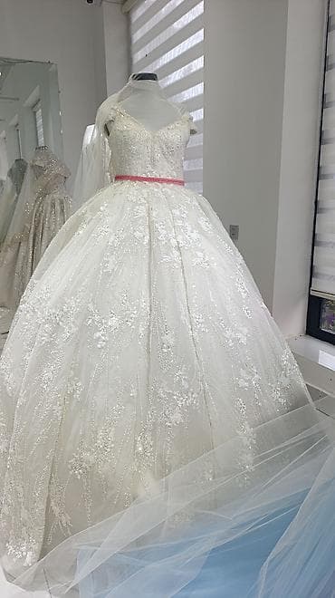 yen fasonlar 2022: Gəlinlik donları, gülləri,tac bir sözlə mağazada olan hər bir şey — 4