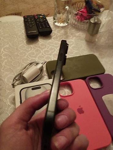 appl: IPhone 15, 128 GB, Qara, Simsiz şarj, Face ID, Sənədlərlə — 3