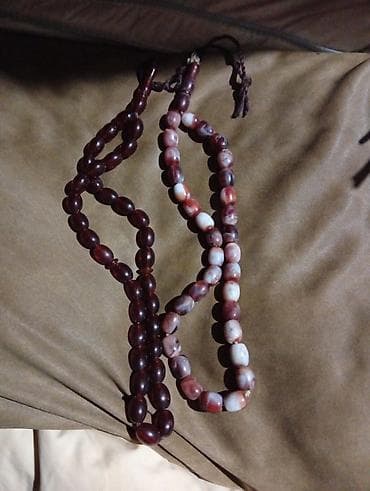 Çantalar: Təsbeh dəsti – 2 ədəd

- Növ: əl təsbehləri
- Material adiplatik — 1