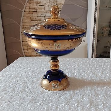 aksesuar qabı: Qab-qacaq: Zərif dekorativ hündürlüyü 40sm eni 32 - Material: qalın — 1