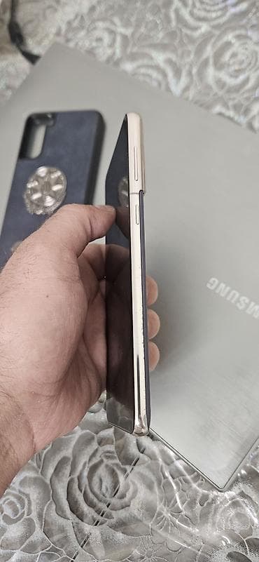 iphone 14 plus: Samsung Galaxy S21 5G, 128 GB, rəng - Bənövşəyi, Sensor, Barmaq izi, Simsiz şarj — 8
