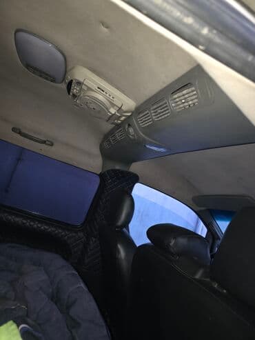 toyota supra satilir: Hyundai Starex miniven - Kuzov: gümüşü rəng, sürgülü yan qapılar, dam — 6