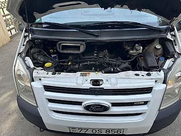 cangan masin: Ford Transit: 2.4 l | 2010 il 202700 km Van body type — 9
