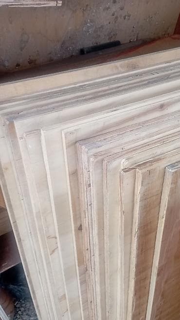 taxtalar: Məhsul: Taxta lövhələr fanerkalar 1.20 nin 1 metreye bir ededi 6 manat — 3