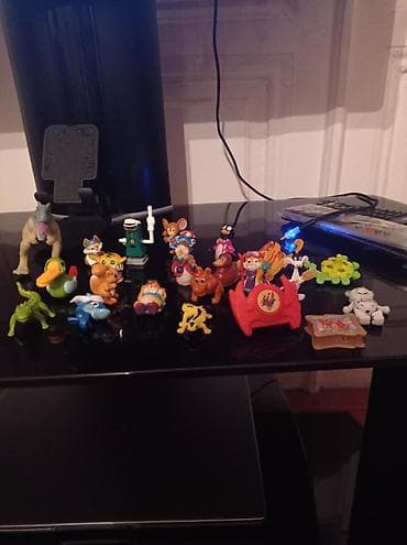 minecraft kinder joy: Kolleksiya fiqurları və oyuncaq maşınlar dəsti Məzmun: - Balaca fil — 2