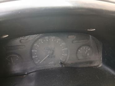 volkswagen polo 1: Ford Transit yük furgonu – qırmızı rəng - Kuzov: qapısız panel — 6