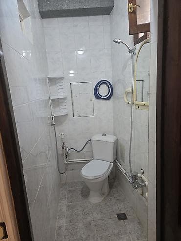 2 otaql: 2 mərtəbəli həyət evi - Plan: 2 səviyyə, küçəyə ayrıca giriş - — 6