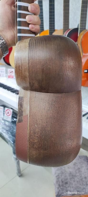 gitara jolana tornado: Profesional Tar Köhnə qədimi tar, Peto ustanın tarı, 60 yaşı var. Tut — 8