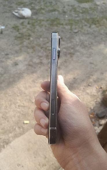 iphone 4 s: IPhone Xr, Qara — 3