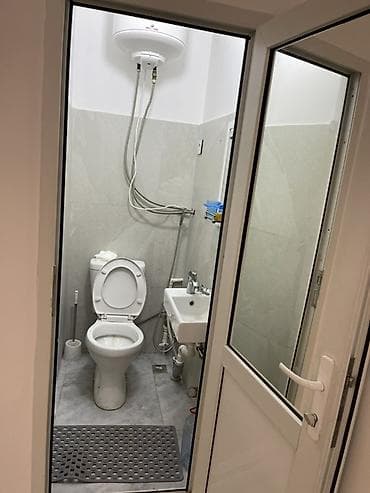 binalar: Gözəllik və dırnaq studiyası üçün hazır kommersiya sahəsi - Girişdə — 6