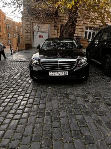 e 200: Mercedes-Benz E 200: 2 l | 2018 il Sedan — 9