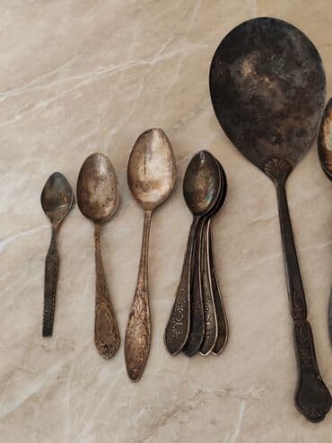 qaşıq dəsti: Melxior qasiqlar. 67 ilin. Temiz melxior. Yekə plov qaşığı 11 manat — 3