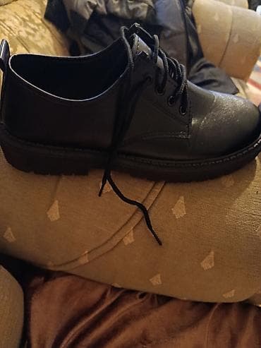 bucci ayaqqabı: Hec geyinilməyib temudan sifariş vermişəm boyuk du deyə geyinməmişəm — 2
