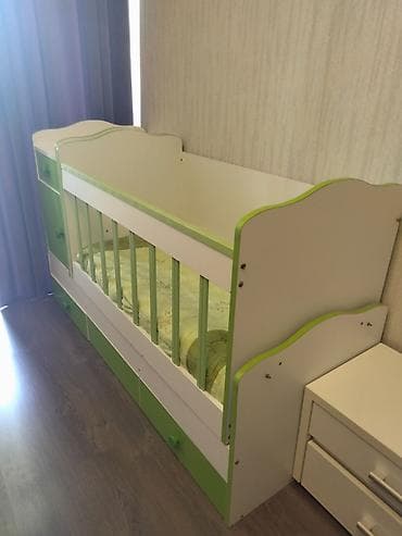 Beşiklər: Oğlan və qız üçün, Dördbucaq, Beşik, Dəstsiz, Matras ilə, Yellənmə mexanizmsiz — 3