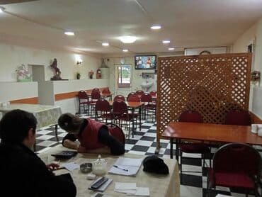 выездной ресторан кейтеринг: Obyekt icarəyə verilir. 5 mərtəbəli binanin yarim zirzəmisi. Umumi — 17