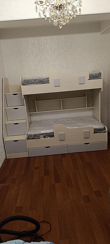 sisler: Oğlan və qız üçün, Yeni, Çarpayı, Matras ilə, Siyirməli, Laminat — 6