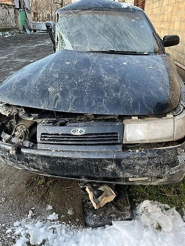 priora lada: Lada 2110 (sedan) – ehtiyat hissələri üçün - Kuzov: qara rəng, ön — 2