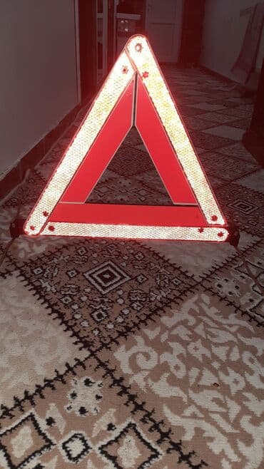 ниссан автозапчасти: Avtamobiller ucun 3 bucaq tezedir acilib baglanir qutusundadir — 3