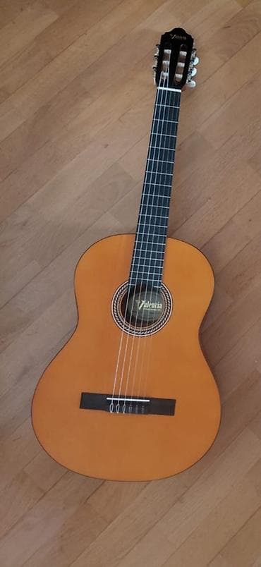 1 dəfə belə işlənməyib Təptəzədir Klassik akustik gitara + yumşaq — 1