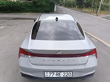 Продажа авто: Hyundai Elantra: 2 л | 2021 г. Седан — 6