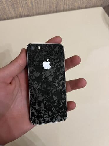 tv android box: IPhone 5s — 2