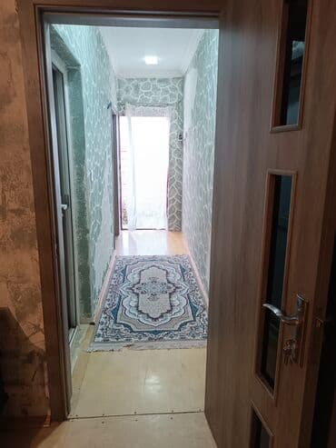 Новое на lalafo: 1 otaqli ev kiraye verilir heyeti var qaz su var ev ünvani STP — 8