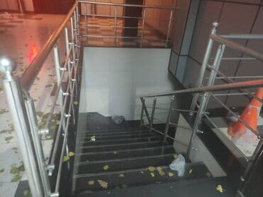 xacmaz obyekt: Qaraev metrosuna yaxın yerləşən ümumi sahəsim olan,10 otağlı — 2