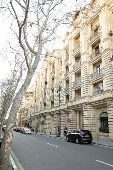 xəzər bağları evlər: Səbail rayonu, Səməd Vurğun küçəsi, Lelin Muzeyinin yanında Bulvara — 2