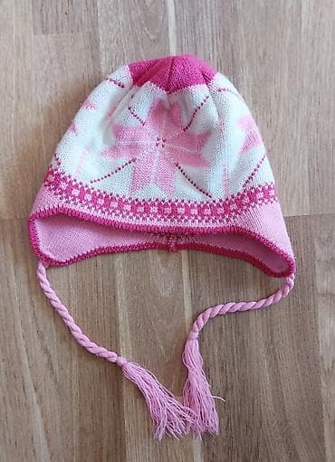 tüklü papaqlar: Papaqlar hər biri 5 manat — 4