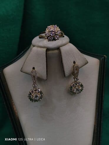 Dəstə daxildir: Üzük, Sırğa, Gümüş, 925 Əyar