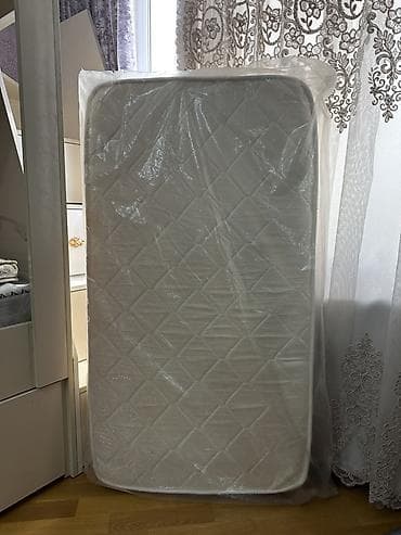 usaq matras: Körpələr üçün Süngər Döşək — 1