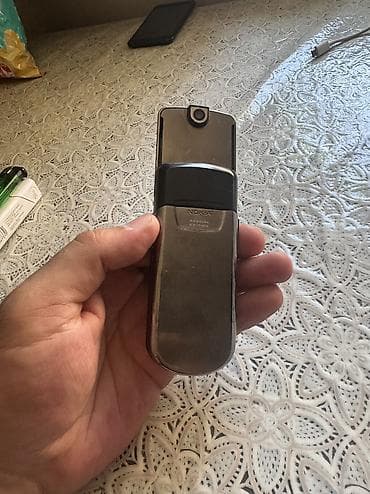 adapdir: Nokia 8 Sirocco, < 2 GB Memory Capacity, Düyməli — 6