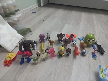 oyuncaq mağazası instagram: Uşaq fiqurları və kiçik oyuncaqlar kolleksiyası birisi 2 azn di, 10 — 1