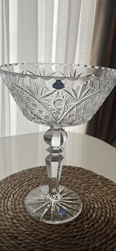 Kəsimli kristal ayaqlı meyvə/gül qabı - Material: şəffaf yüksək