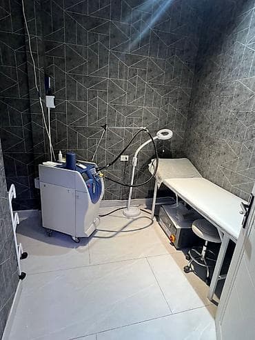 Təhsil, elm: Barberia kişi salonu – Nərimanov m/st yaxınlığı Xidmət: Peşəkar kişi — 8