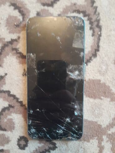 Avtoelektronika: Oppo smartfon (model seriyası A) – göy rəngli korpus, arxa tərəfdə — 2