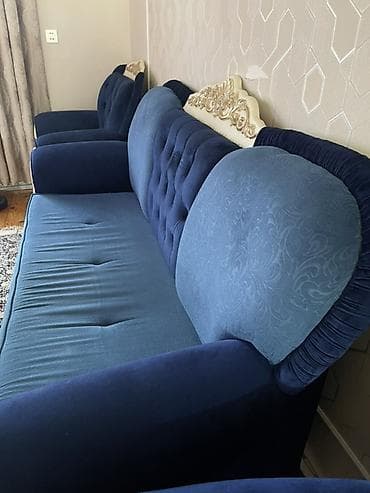 İşlənmiş, Klassik divan, 2 kreslo, Divan, Bazasız, Açılmayan — 2