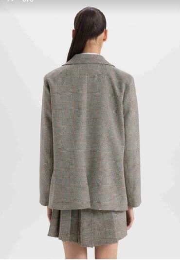 pencekler qadin ucun: DEFACTO
yeni
38 razmer — 4