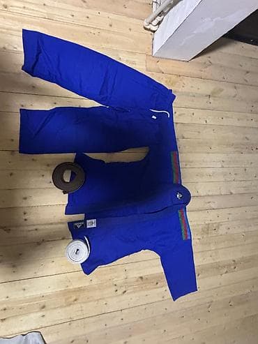 Velosiped ehtiyyat hissələri: Judo/Gi formasının dəsti - Marka: Adidas (etiket üzərində) - Rəng — 1
