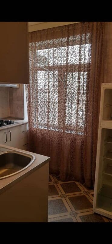 kiraye evler neftciler qarayev: Nərimanov rayonu, Monaliza şadlıq sarayının yanında 5 mərtəbəli — 6