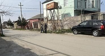 30 mine evler: Salam 28 may qesebesi,7ci paralel,5ci kuce.baba marketden yuxari Ev 3 — 2