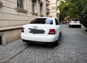 audi tt: Audi A4: 1.8 l | Sedan — 2